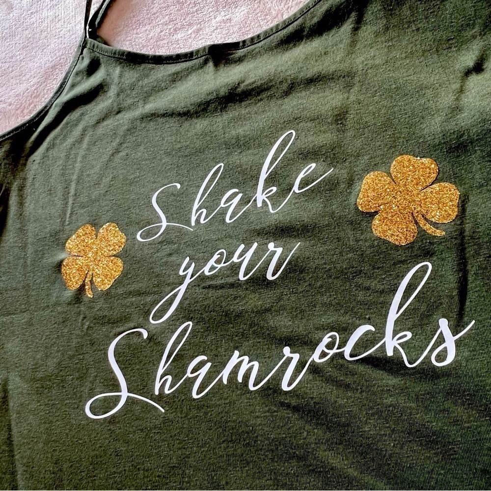 St. Patrick’s Day shirt green tank top size XS funny gold clover